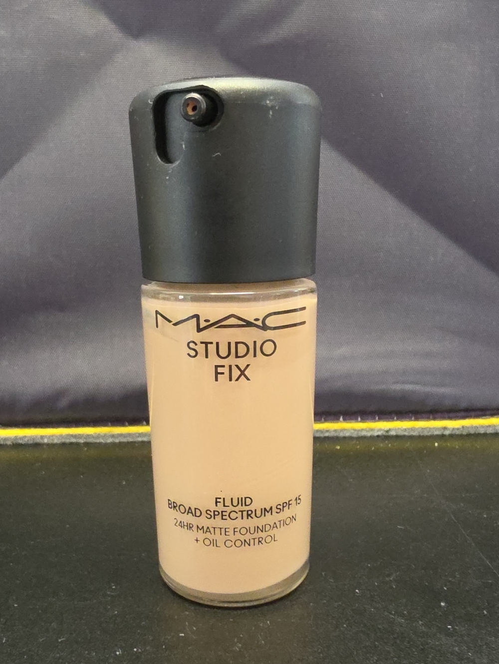 MAC Cosmetics Studio Fix Fluid Foundation - N4.5